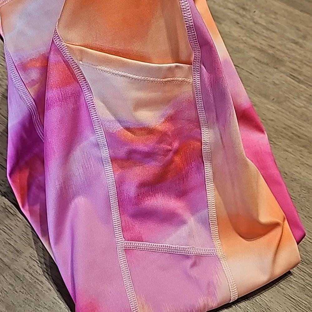 Adore Me Lotus Crossover High Rise 7/8 Leggings size Small - Picture 5 of 9